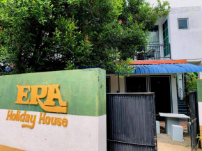 Era Holiday House